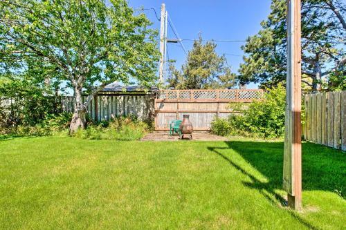 Charming Seaside Abode, Half-mile To Beach!