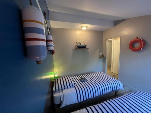 Bed & Breakfast L'escale Au Port Miniature De Saint Savinien