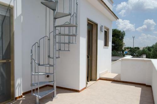 Villa Maria Con Piscina A Torre Colimena