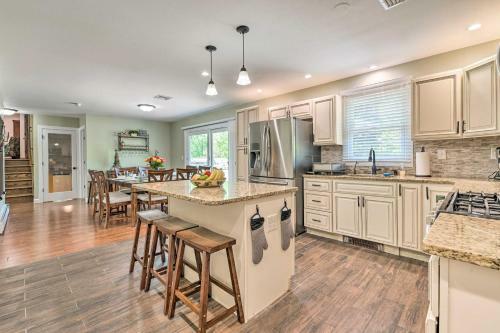 East Stroudsburg Home With Decks And Private Pond
