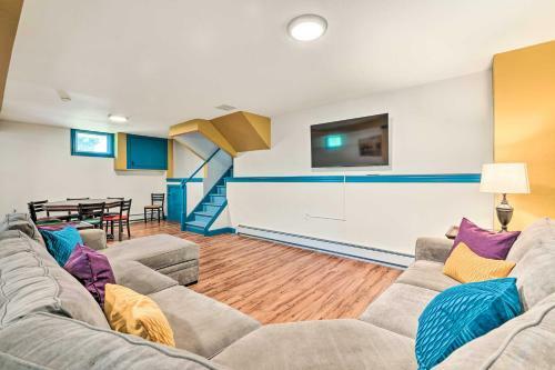 East Stroudsburg Home With Decks And Private Pond