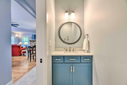Charming Lake Erie Getaway Walk To Beach!
