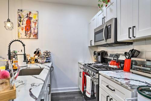 Updated Philadelphia Townhome - 4 Mi To Dtwn!