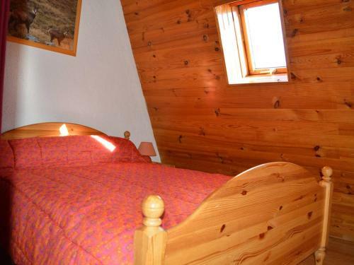 Chalet Les Angles, 3 Pi�ces, 4 Personnes - Fr-1-593-77