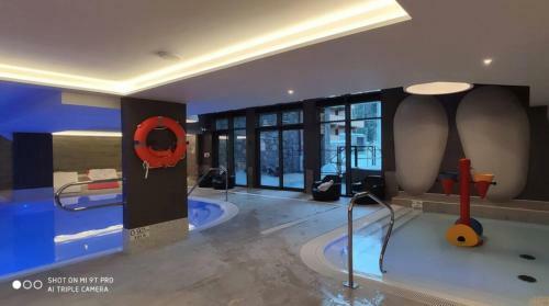 Apartamentos M�ribel Hevana Prestige Spa Piscine