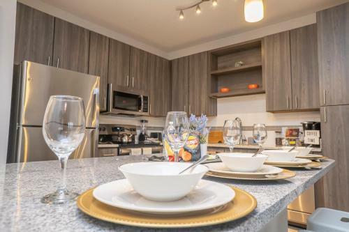 Apartamento Bright & Beautiful Apt, Near Clt, Parking