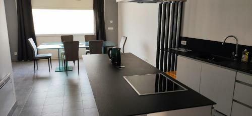 Maison Pr� Long Et Pr� Long House