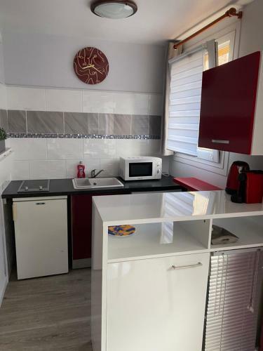 Apartamento Studio Avec Parking Priv� Au C?ur Du Tr�port