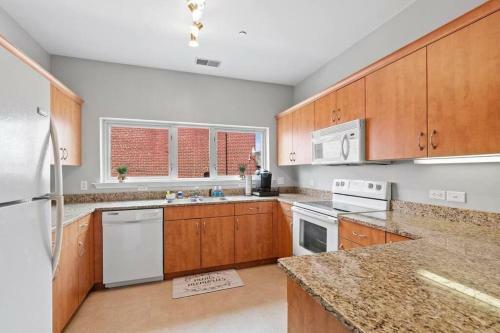Mellow 1 Bedroom Apartment With 2 Full Size Beds