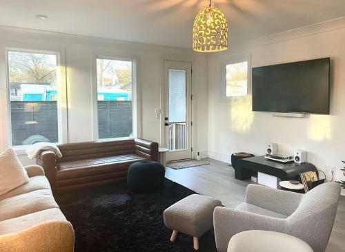 Nashvilla. A Luxe Escape + 3 Miles To Downtown.