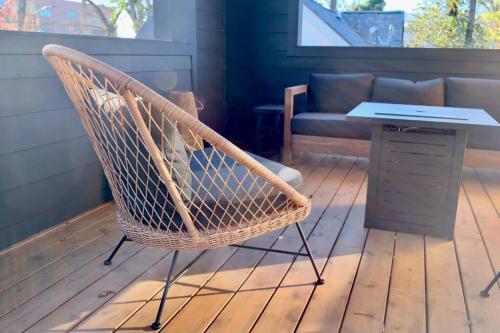 Nashvilla. A Luxe Escape + 3 Miles To Downtown.