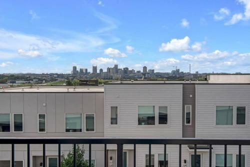 Big New And Modern With Skyline View Mural And Ping Pong