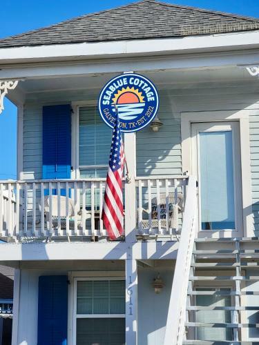 Seablue Cottage - Downstairs; 2 Blocks To The Beach
