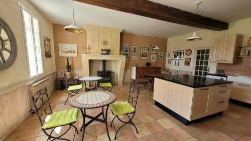 Bed & Breakfast Au Do'mayne Des Bouilles