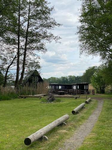 Apartamento Sch�ne Kleine Ferienwohnung Am See