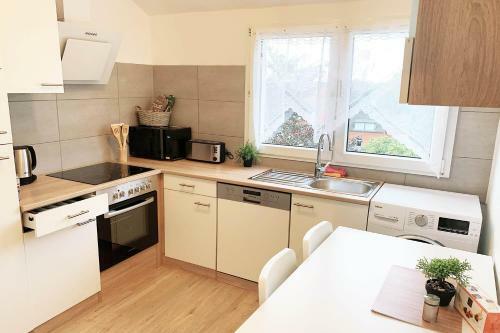 5 Bedroom Apartment In Wuppertal