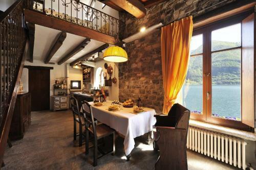 Villa La Torre Di Porlezza