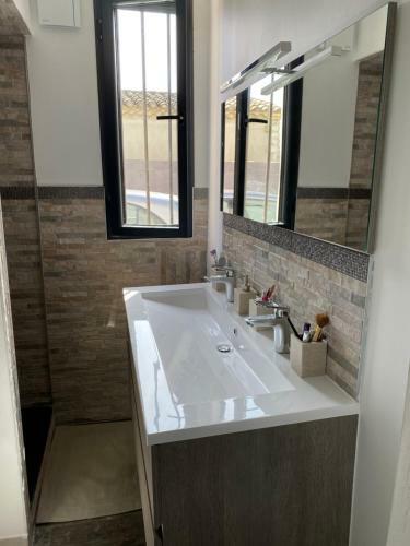 Villa Climatis�e 5mn St-remy De Provence