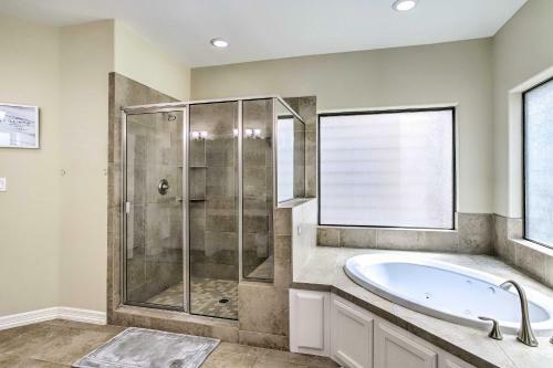 Spacious Houston Townhouse About 17 Mi To Dtwn!
