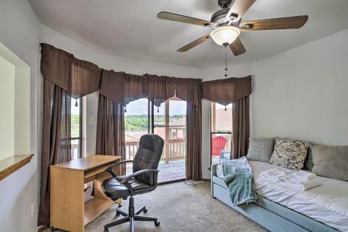 Montgomery Home On The Water With Boat Lift!