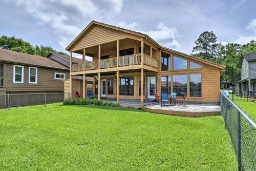 Montgomery Home On The Water With Boat Lift!