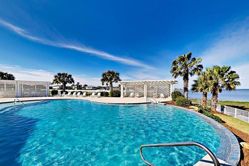Foxtail Poolside Escape Reserve At St Charles Bay