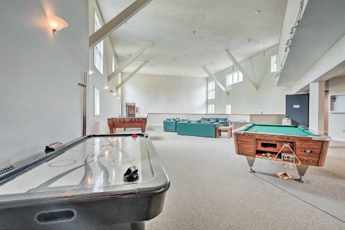 Apartamento Ski-in And Ski-out Magic Mountain Condo With Deck!