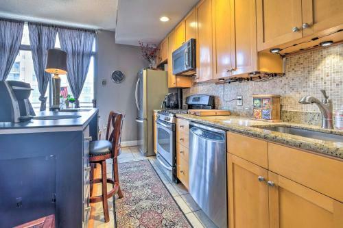 Apartamento Urban Arlington Escape With Community Pool!