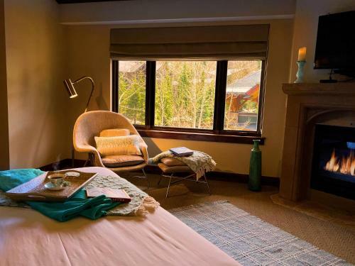 Hotel Canyons Corner Hideout