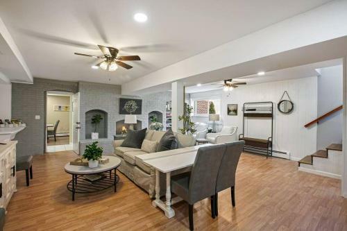 Adorable And Cozy 1 Bedroom Apartment