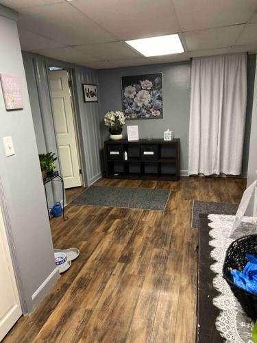 Apartamento Spacious 1 Bedroom Home Away From Home!