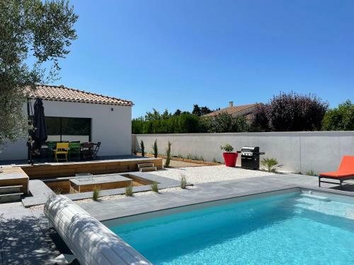 Magnifique Villa Avec Piscine / Jacuzzi / Brasero