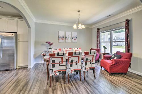 Spacious Norfolk Home With Yard About 1 Mi To Beach