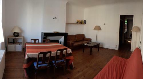 Apartamento Joli 3 Pi�ces En Centre-ville
