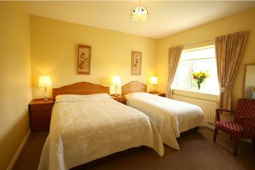 Brooklodge Bed And Breakfast