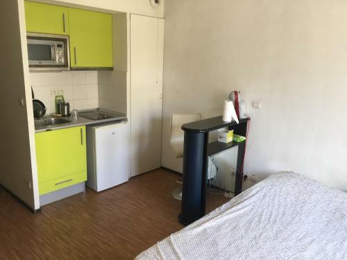 Apartamento Studio Proche Des Plages Avec Place De Parking Priv�e.