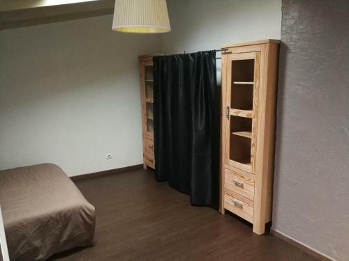 Jolie Maison De Ville Avec Terrasse Ombrag�e