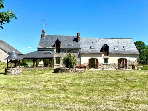 G�te De Charme Au C?ur De La Campagne Bretonne