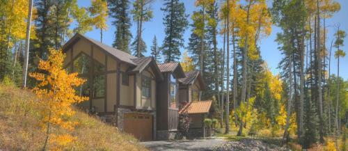 20 Vermillion Drive