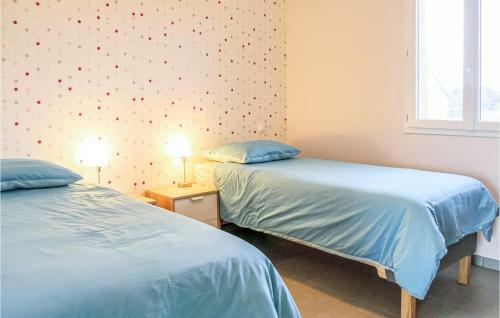 Awesome Home In Pirou-plage With 3 Bedrooms