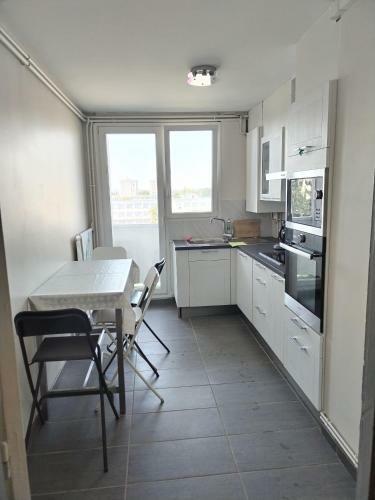 Apartamento Superbe Appartement Acc�s Facile, Pontoise