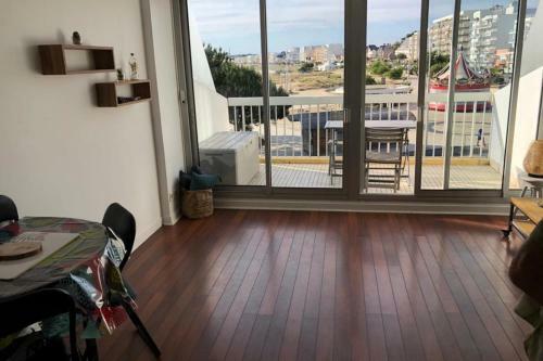 Apartamento Beautiful Renovated Studio With Sea View!