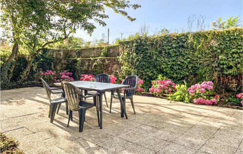 Awesome Home In Quemper Guezennec With 2 Bedrooms