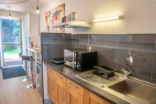 Apartamento Oo Le Jardin Oo Paisible Studio �quip� Et Bien Plac�