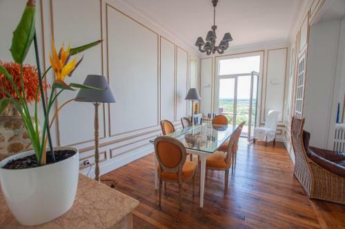 Villa Avec Vue Et Piscine � Moins D'1h De Paris