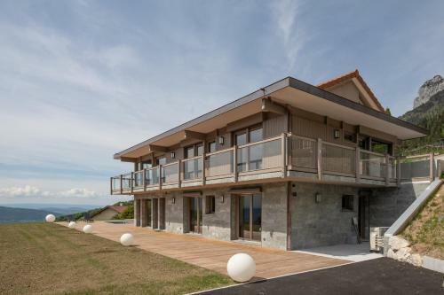 Villa Lot Appartements Adret Et Ubac