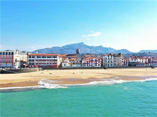 Apartamento Bagues Plein Centre Ville � 2 Pas De La Plage