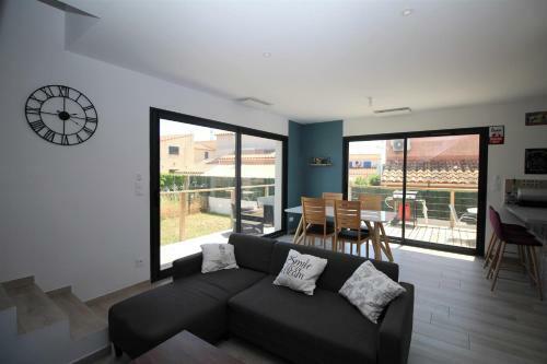 Maison 8 Personnes Proche De La Plage Et Des Commerces