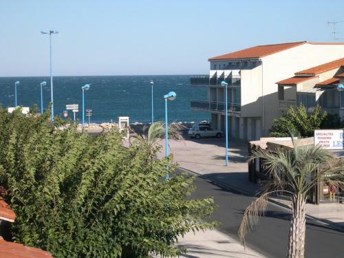 Apartamento T3 � 150 M De La Mer Tout Confort