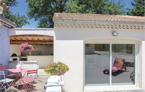 One-bedroom Holiday Home In St. Gervais